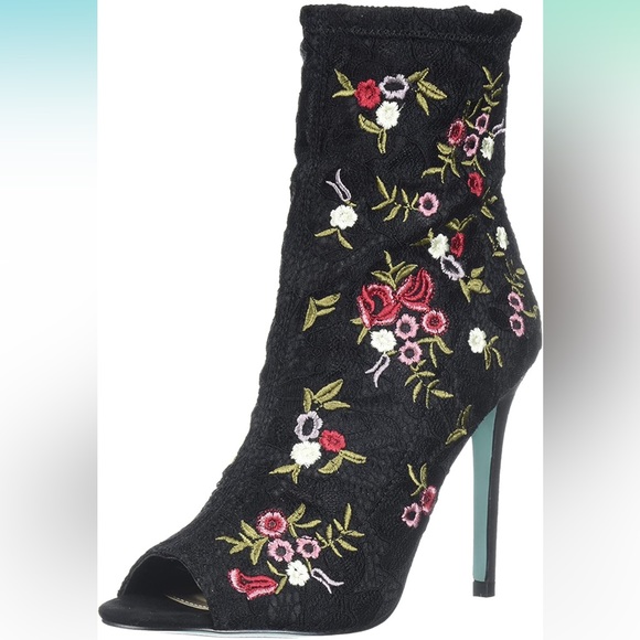 Betsey Johnson Diem Fabric Lace Floral Pump Size 8 - Picture 5 of 7